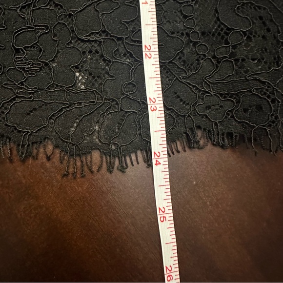 NWOT LAUREN Ralph Lauren lace pencil midi skirt size 4 - Picture 7 of 9